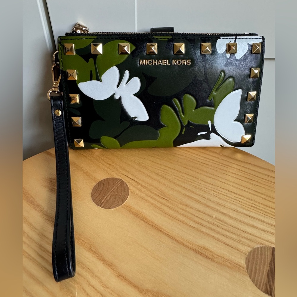 Michael Kors Smart Phone Wallet